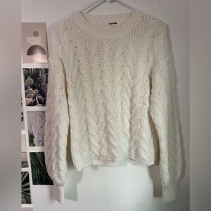 Vigoss Ivory Cable Knit Crewneck Sweater
